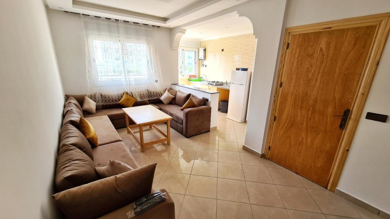 Enjoy Your Vacation Here, 1 Min To The Beach, Only For Families !! Martil Exterior foto