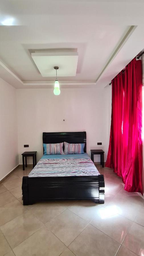 Enjoy Your Vacation Here, 1 Min To The Beach, Only For Families !! Martil Exterior foto