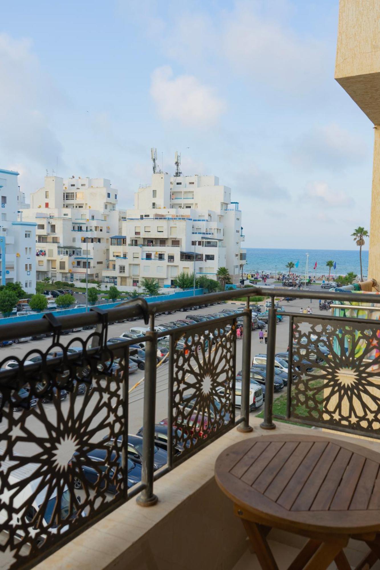 Enjoy Your Vacation Here, 1 Min To The Beach, Only For Families !! Martil Exterior foto